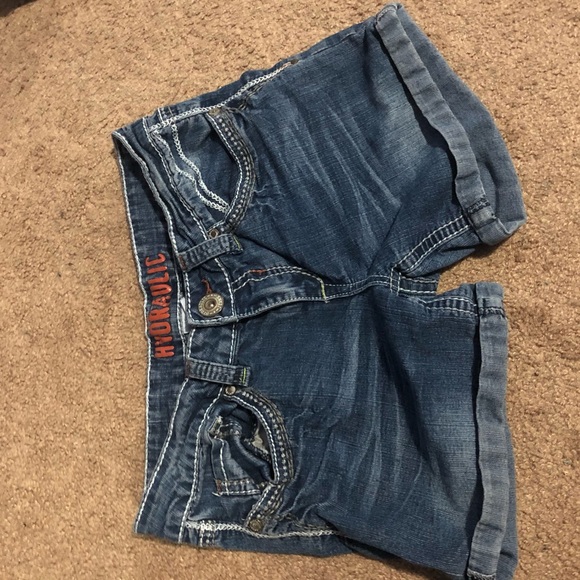 Shorts - Picture 2 of 3